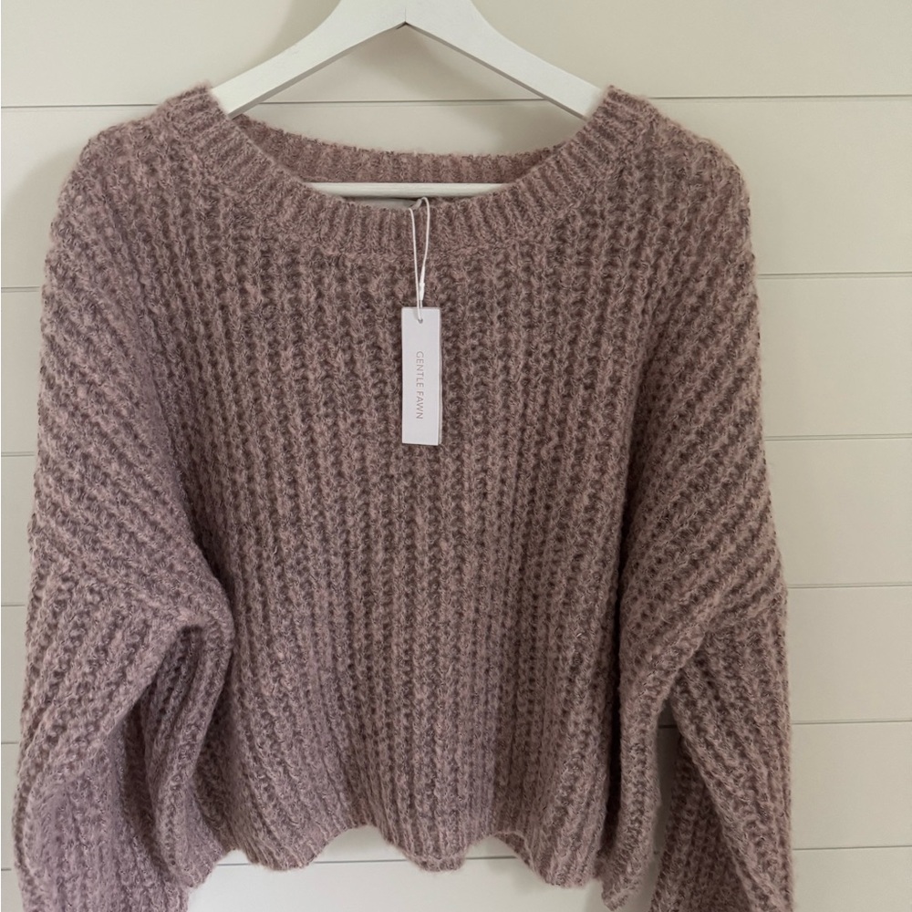 Gentle Fawn Pink Crew Neck Sweater with Ribbed Texture